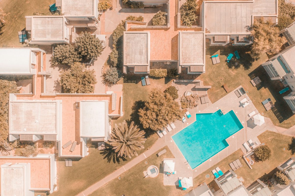 geio-tischler-kt1ZRsRB-SA-unsplash-1200x799.jpg